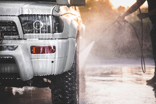 Large Truck - In & Out Cleaning Service